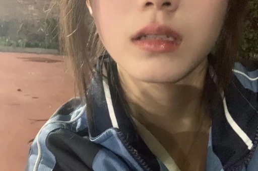 建“吃瓜群”传播同学隐私被判侵权